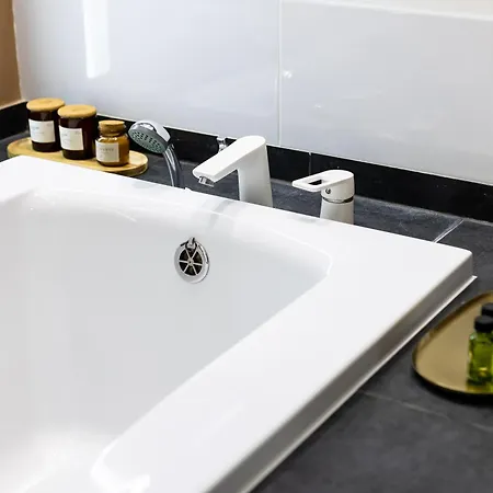 Avangard Horodotska 31 * Λβιβ