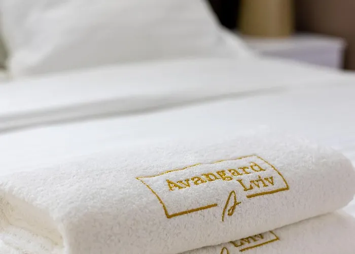 Avangard Horodotska 31 Lvov