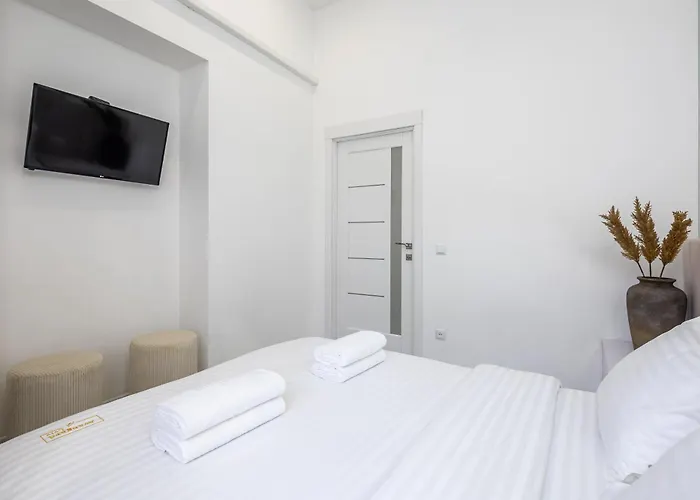 Apartament Avangard Horodotska 31 *