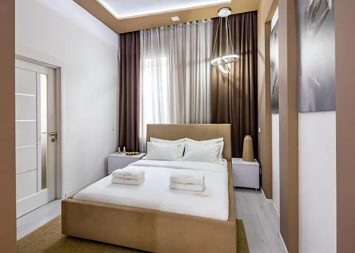 Avangard Horodotska 31 *